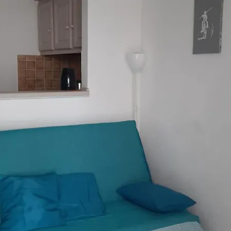 Appartement Calme A Deux Pas De La Mer Saintes-Maries-de-La-Mer Exterior foto